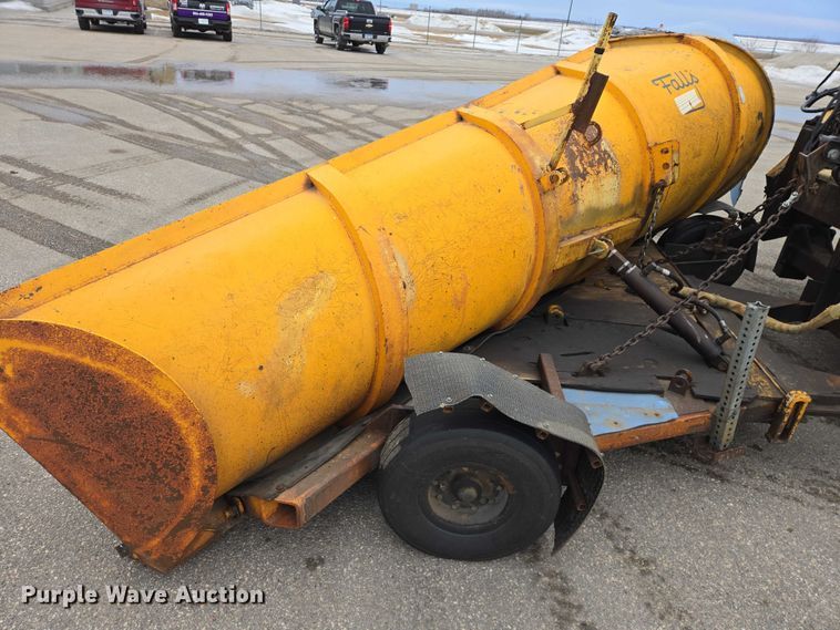 image for item ES2913 2012 International 7600 dump truck