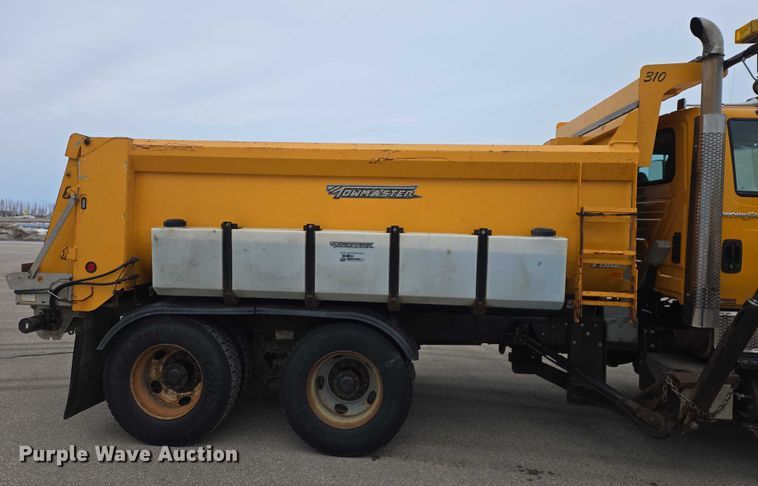 image for item ES2913 2012 International 7600 dump truck