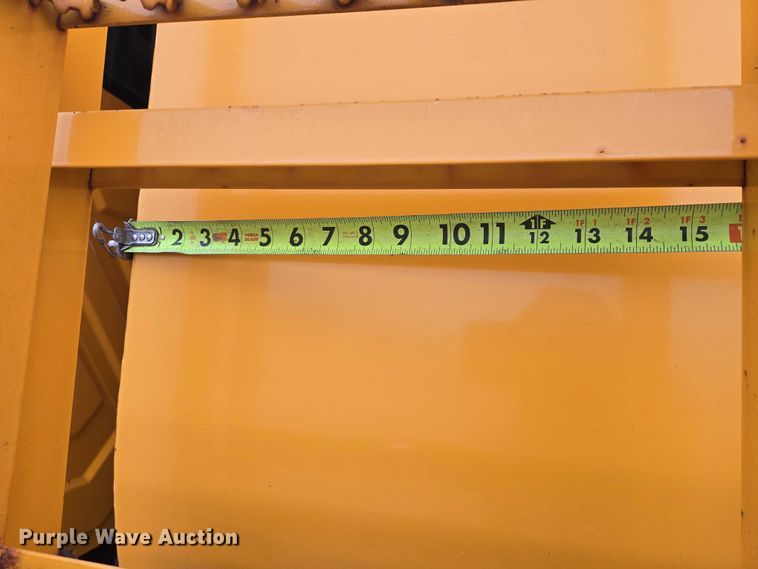 image for item ES2913 2012 International 7600 dump truck