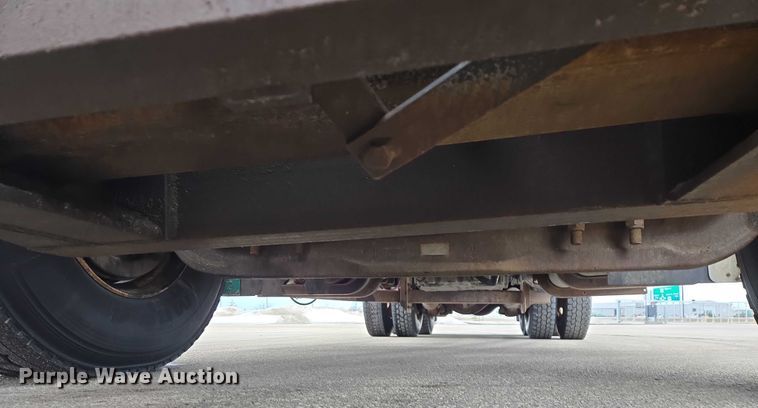 image for item ES2913 2012 International 7600 dump truck