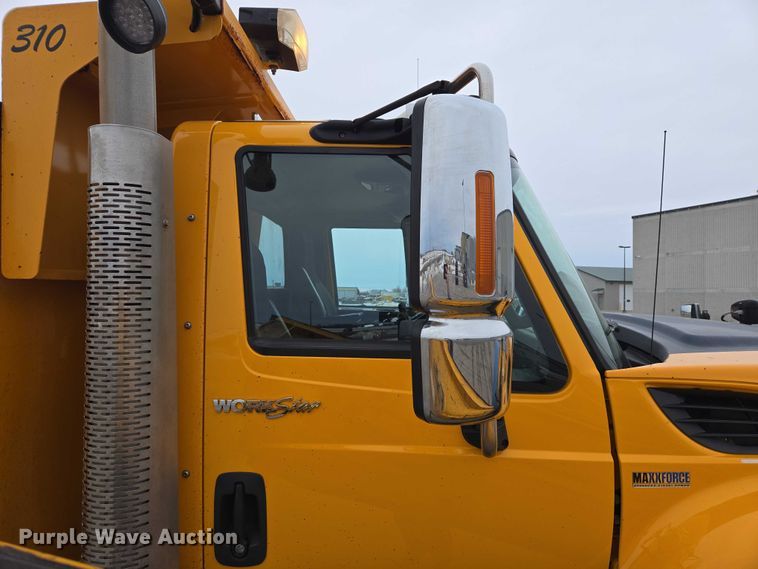 image for item ES2913 2012 International 7600 dump truck