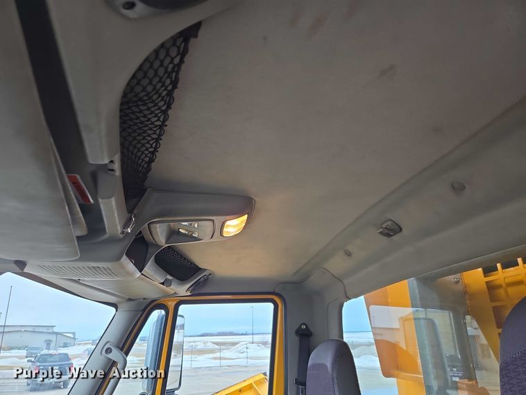 image for item ES2913 2012 International 7600 dump truck