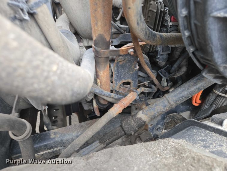 image for item ES2913 2012 International 7600 dump truck