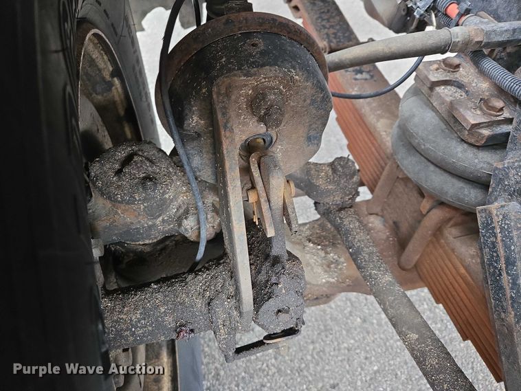 image for item ES2913 2012 International 7600 dump truck