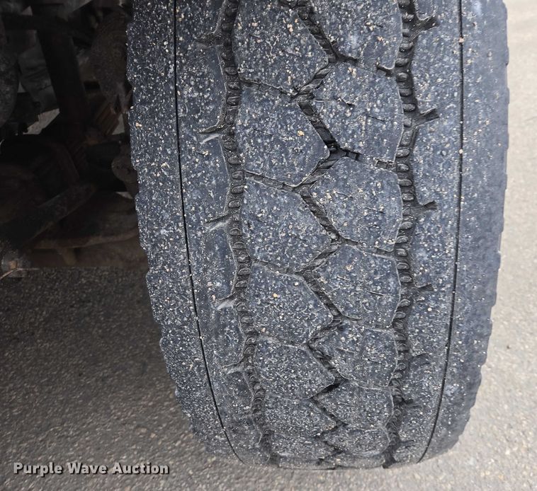 image for item ES2913 2012 International 7600 dump truck