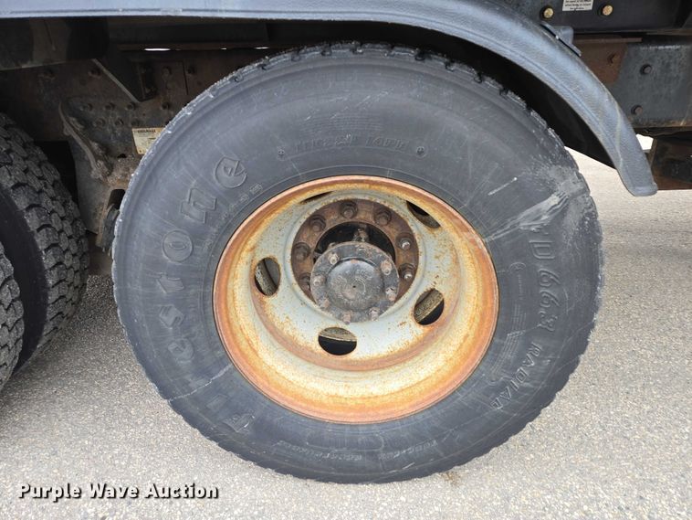 image for item ES2913 2012 International 7600 dump truck