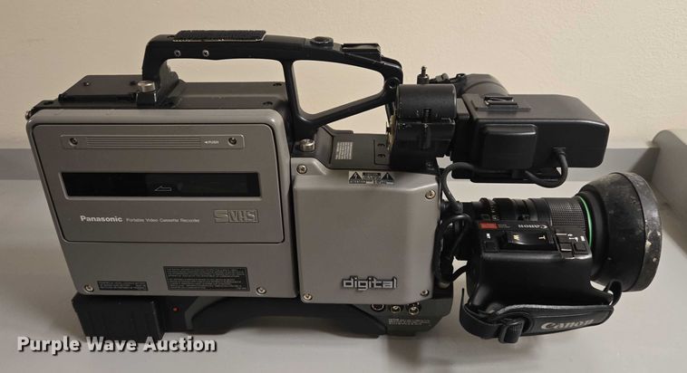 image for item ES2916 (2) Panosonic WV-700ASH cameras