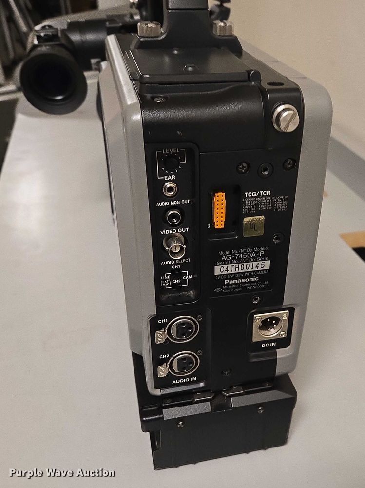 image for item ES2916 (2) Panosonic WV-700ASH cameras