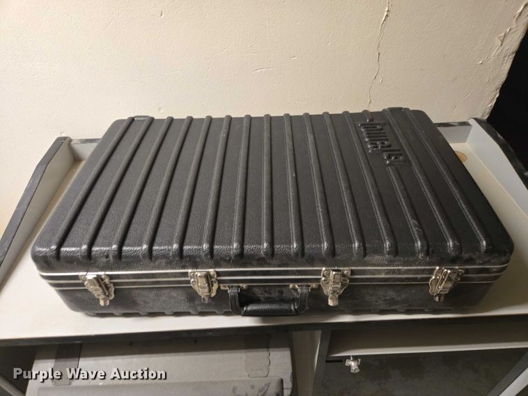 image for item ES2916 (2) Panosonic WV-700ASH cameras