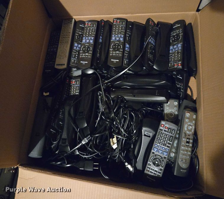 image for item ES2918 Approximately 90 DVD/VHS players