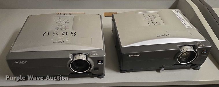 image for item ES2919 (2) projectors