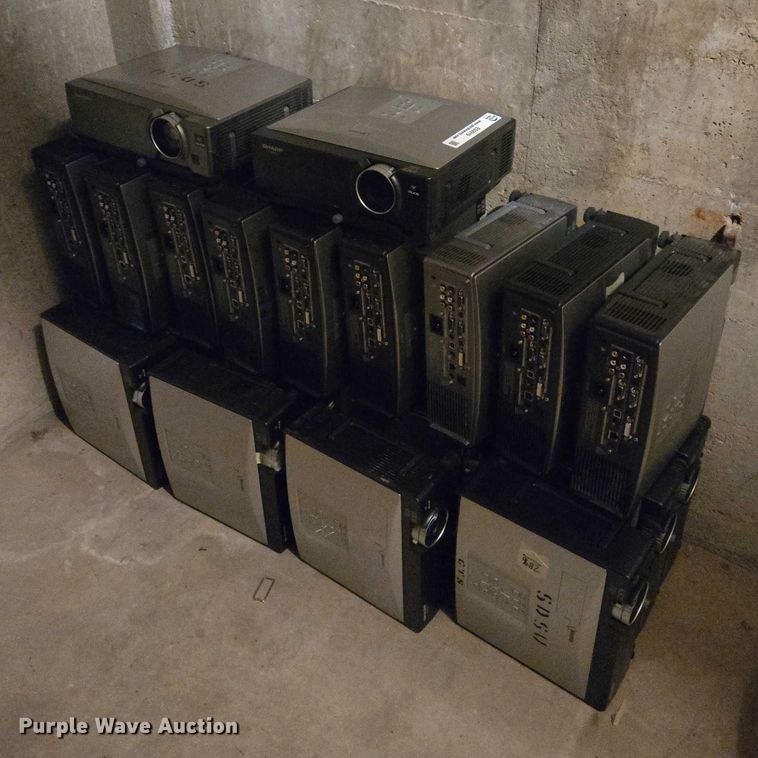 image for item ES2919 (2) projectors