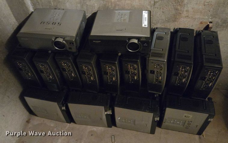 image for item ES2919 (2) projectors