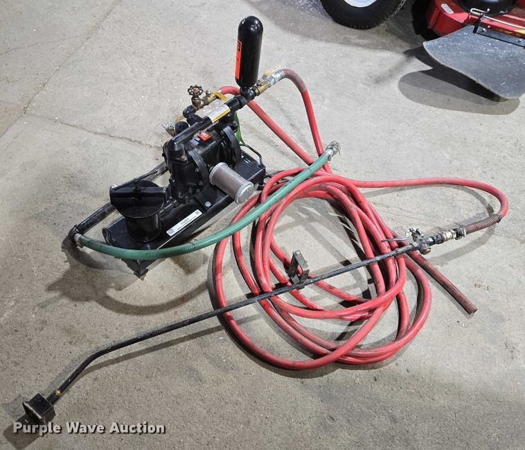 image for item ES2921 Aro Crack Pro 2000 crack sealer pump