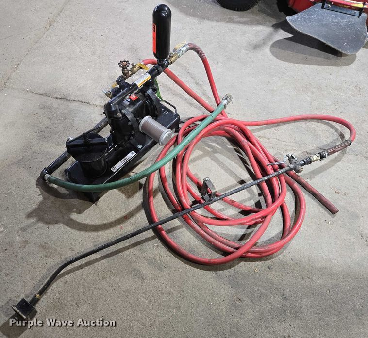 image for item ES2921 Aro Crack Pro 2000 crack sealer pump