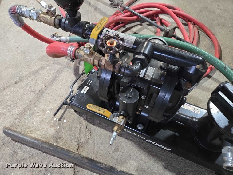 image for item ES2921 Aro Crack Pro 2000 crack sealer pump