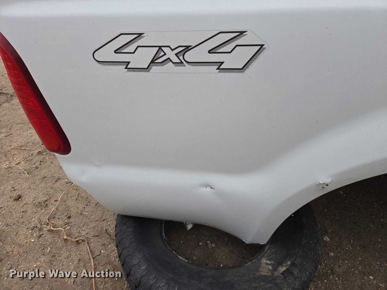 image for item ES2927 Pickup truck bed