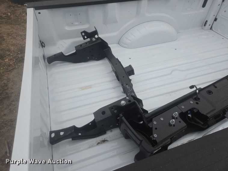 image for item ES2928 Pickup truck bed