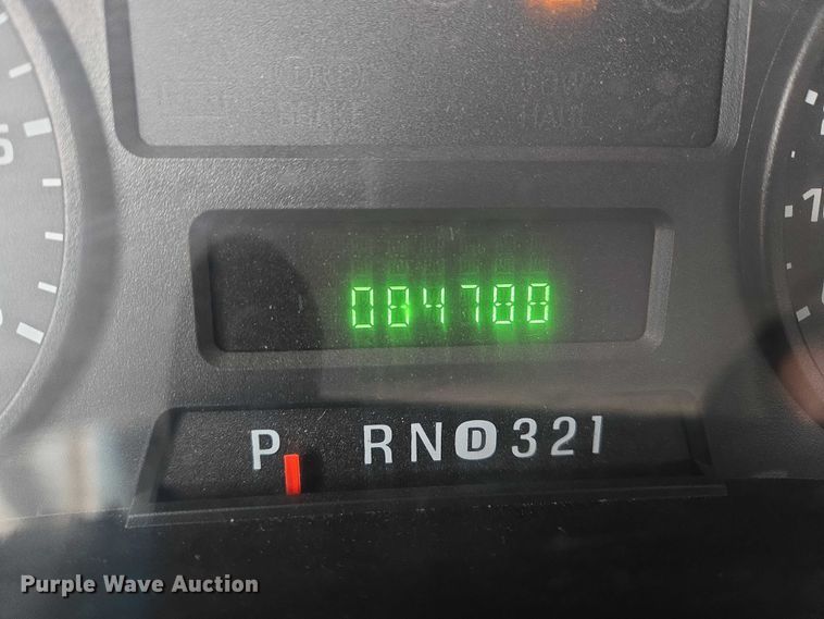 image for item ES2932 2005 Ford F250 pickup truck