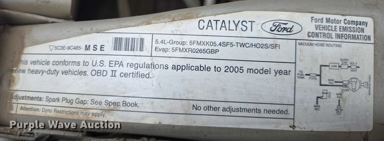 image for item ES2932 2005 Ford F250 pickup truck