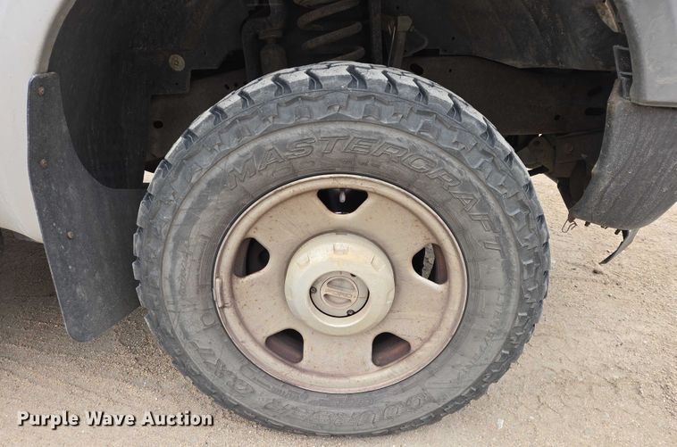 image for item ES2932 2005 Ford F250 pickup truck