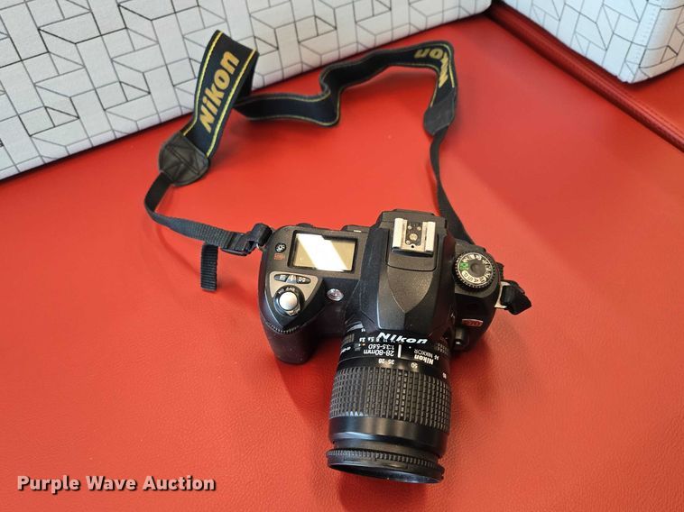 image for item ES2954 (3) cameras