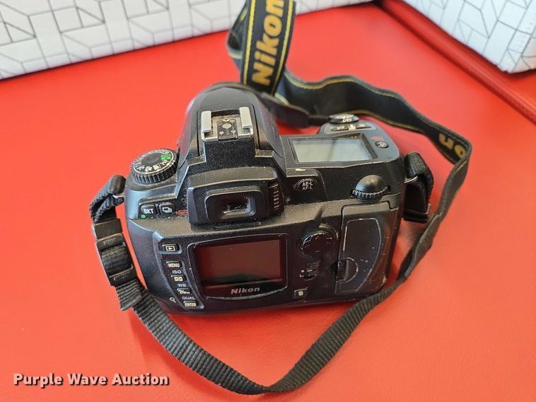 image for item ES2954 (3) cameras