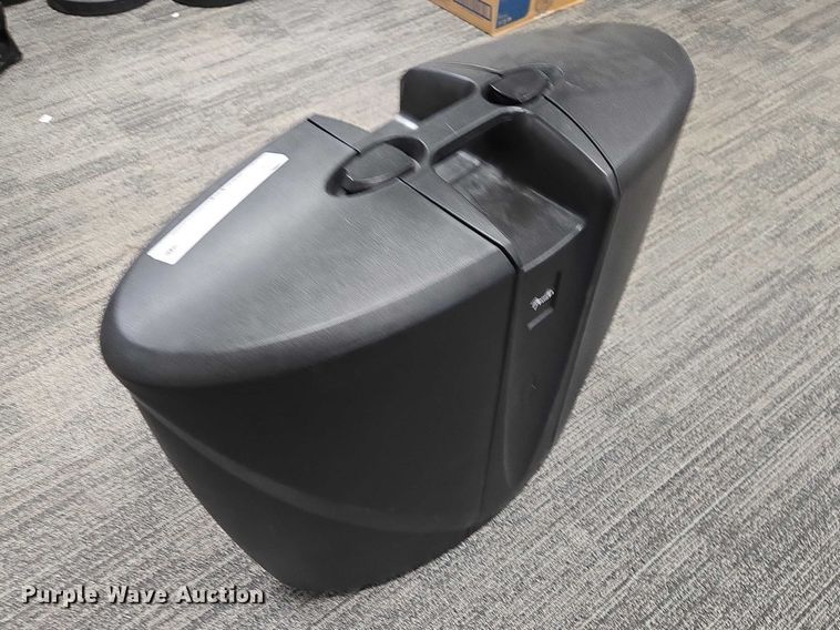 image for item ES2955 Fender Passport Venue speaker