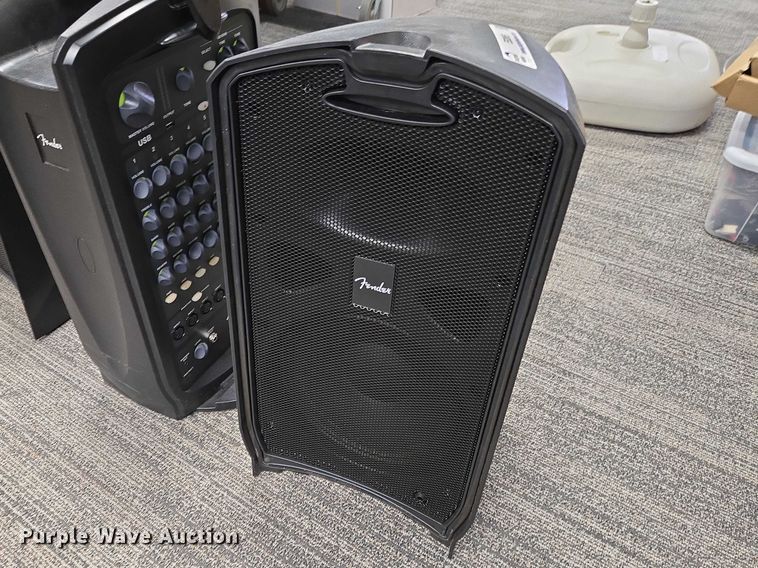 image for item ES2955 Fender Passport Venue speaker