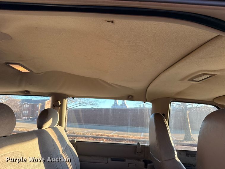 image for item ES5656 1999 Chevrolet Astro van