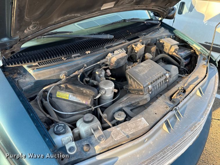 image for item ES5656 1999 Chevrolet Astro van