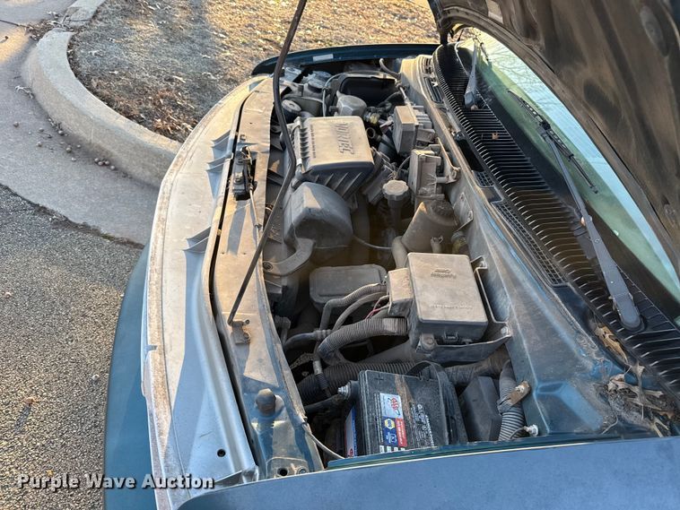 image for item ES5656 1999 Chevrolet Astro van