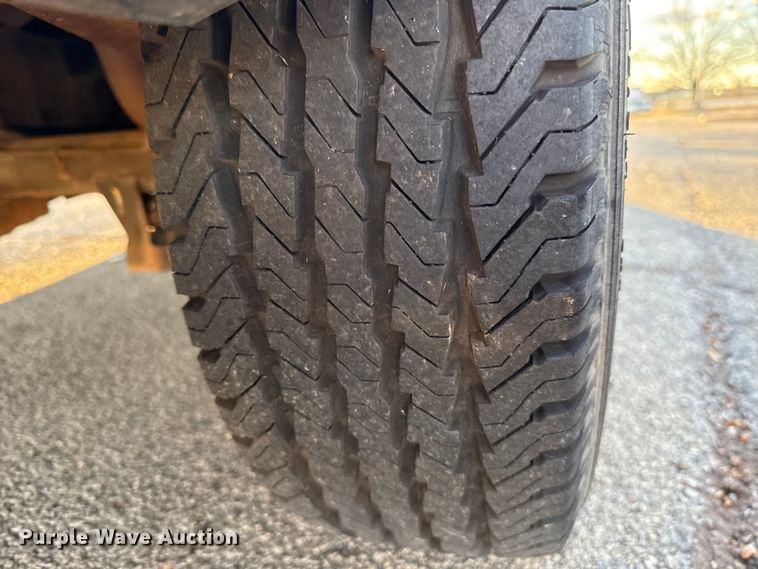 image for item ES5656 1999 Chevrolet Astro van