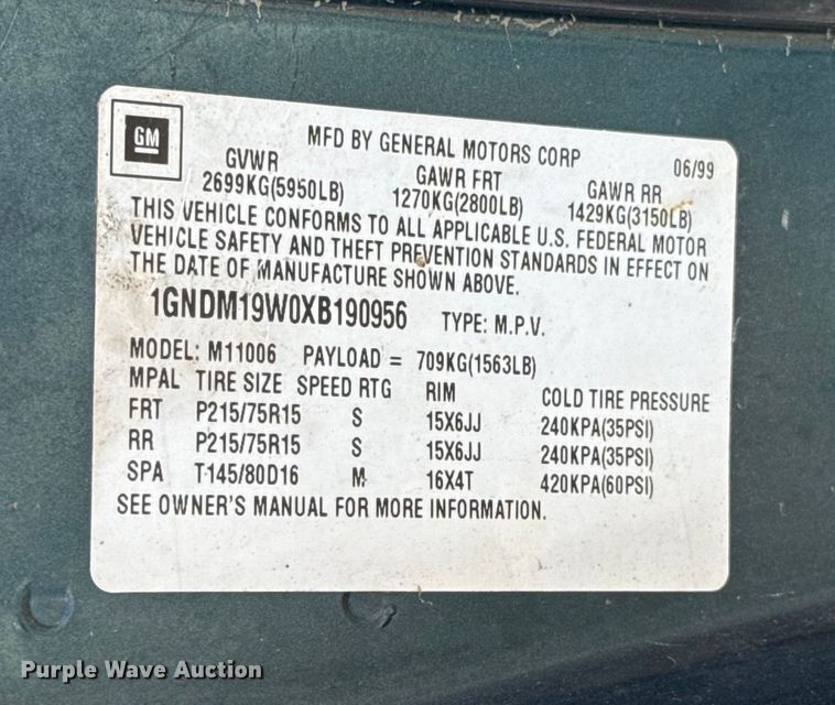 image for item ES5656 1999 Chevrolet Astro van