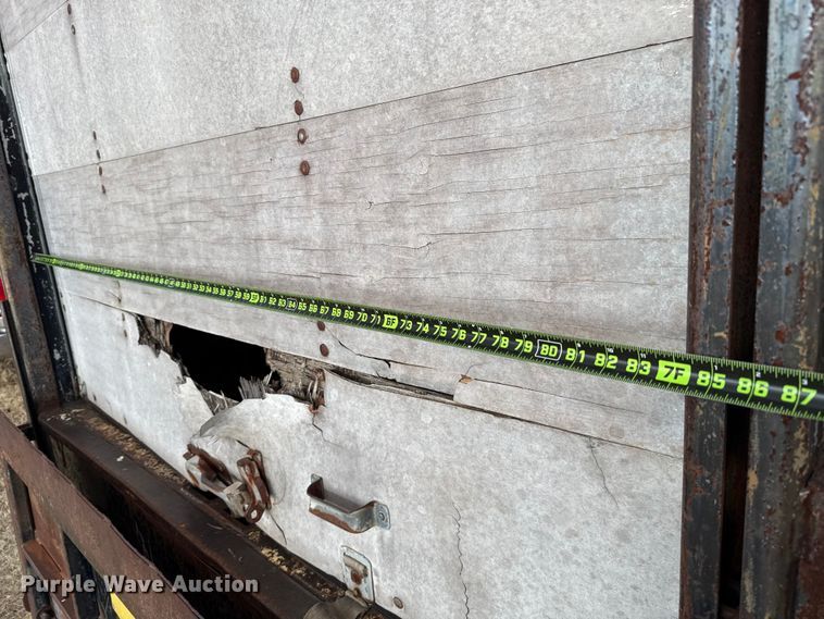 image for item ES5694 1989 Chevrolet Cheyenne 3500 box truck