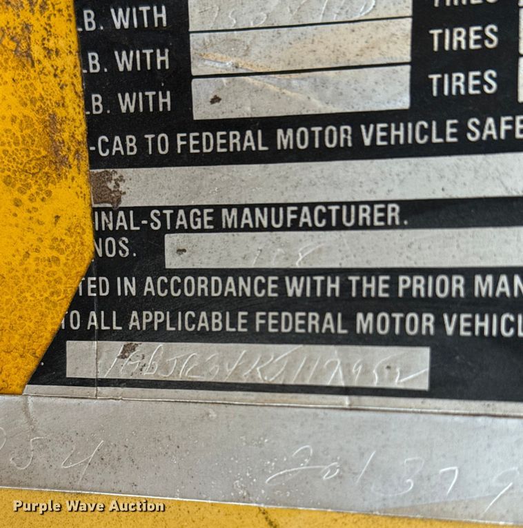 image for item ES5694 1989 Chevrolet Cheyenne 3500 box truck