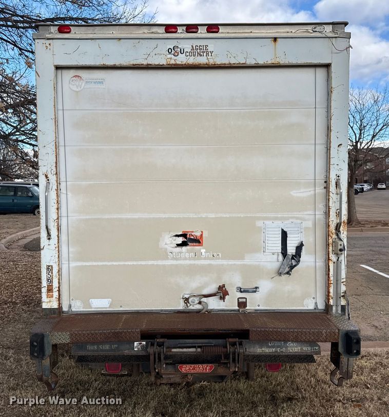 image for item ES5695 1991 Dodge D350 box truck