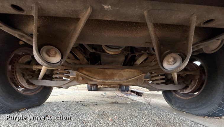 image for item ES5695 1991 Dodge D350 box truck