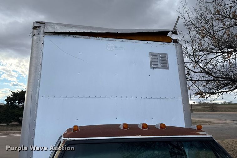 image for item ES5695 1991 Dodge D350 box truck