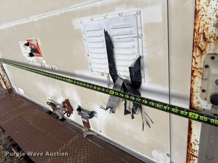 image for item ES5695 1991 Dodge D350 box truck