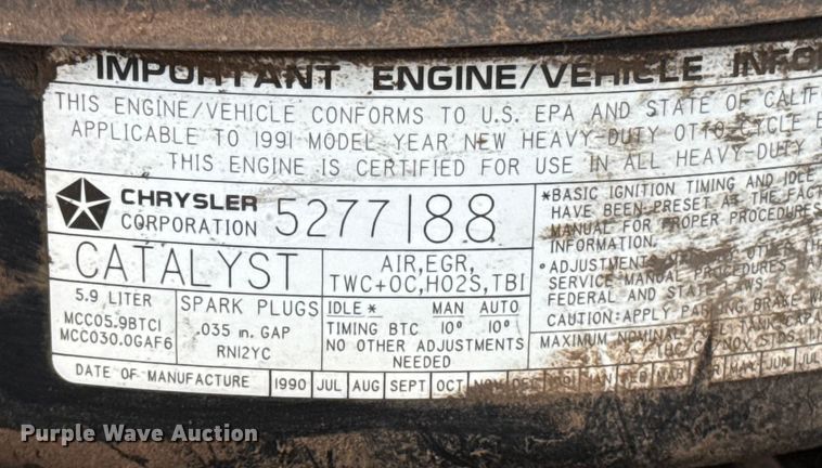 image for item ES5695 1991 Dodge D350 box truck