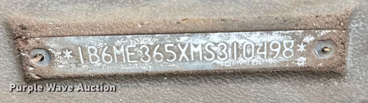 image for item ES5695 1991 Dodge D350 box truck