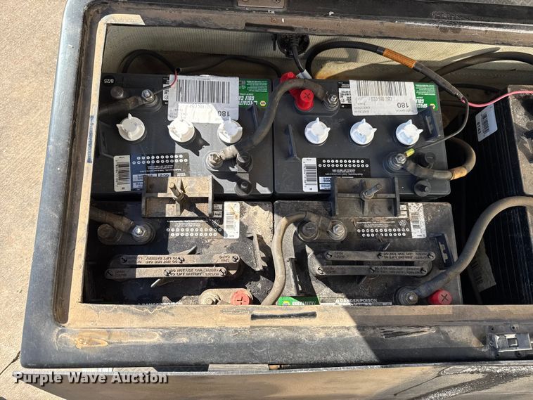 image for item ES5746 2016 STAR AP48-06-AC-NEV/LSV golf cart