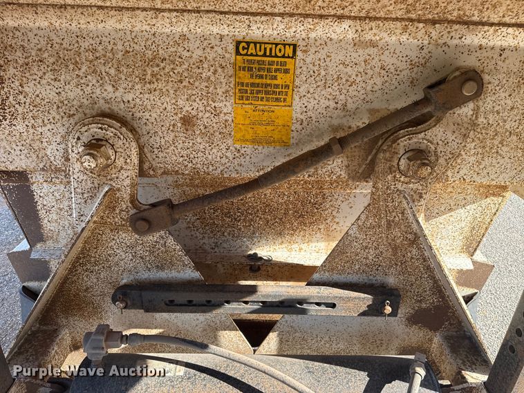 image for item ES5795 2014 Armor Lite SBD-40 bottom dump trailer