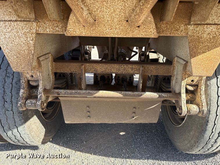 image for item ES5795 2014 Armor Lite SBD-40 bottom dump trailer