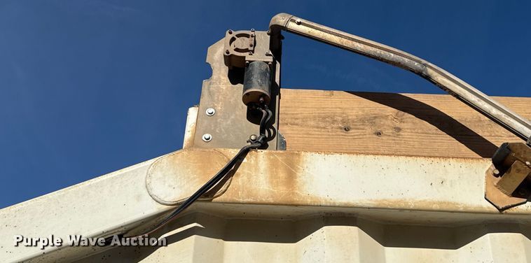 image for item ES5795 2014 Armor Lite SBD-40 bottom dump trailer