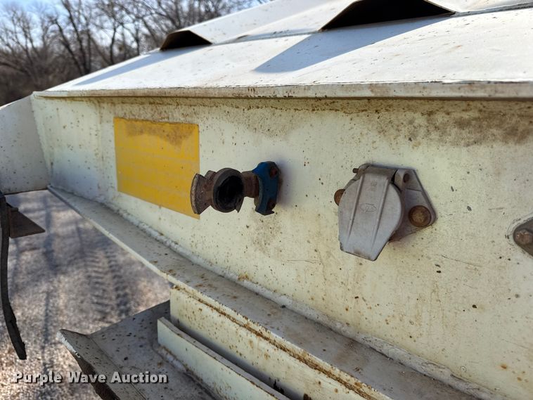 image for item ES5795 2014 Armor Lite SBD-40 bottom dump trailer