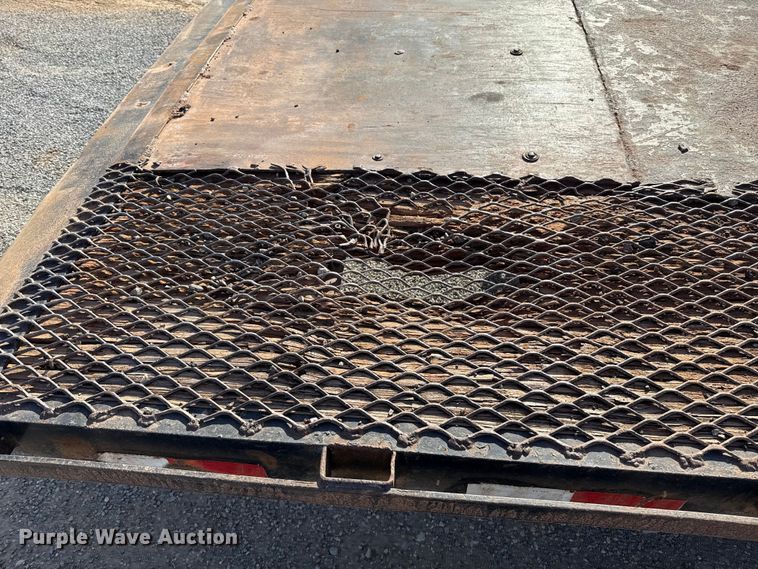 image for item ES5796 2014 Friesen Trailers LLC GN-25-H tilt deck equipment trailer