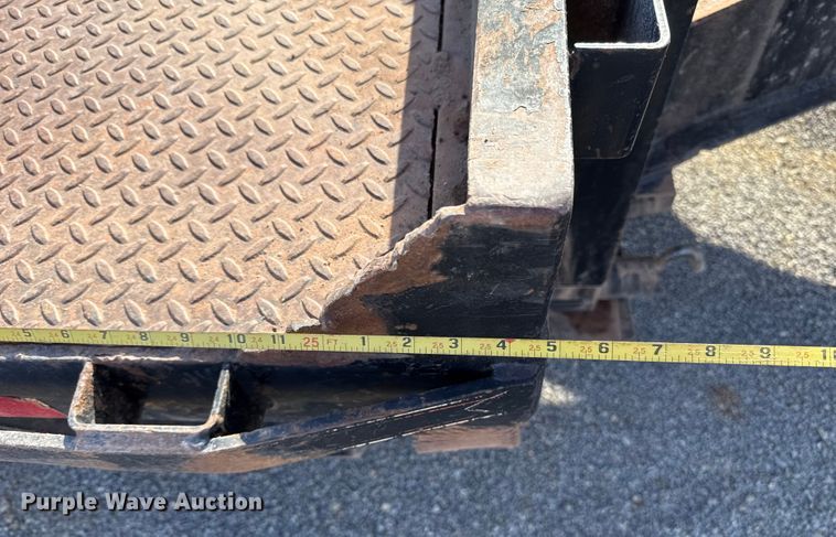 image for item ES5796 2014 Friesen Trailers LLC GN-25-H tilt deck equipment trailer