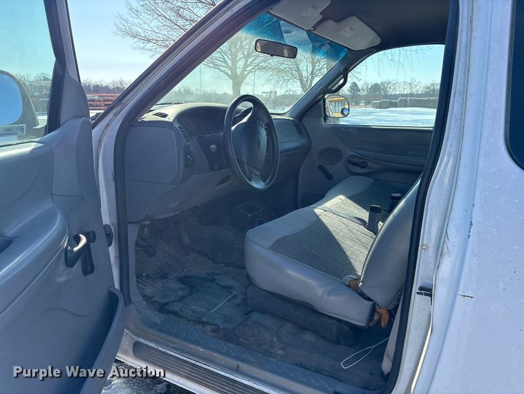 image for item ES8541 1998 Ford F150 Ext. Cab pickup truck